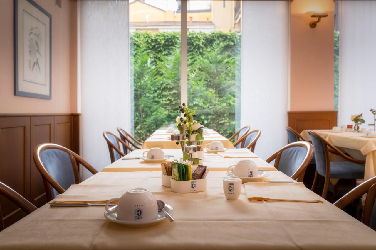 Hotel Crivi'S Milan Bagian luar foto