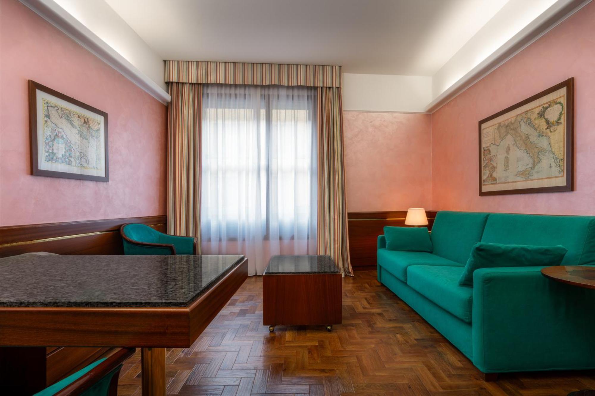 Hotel Crivi'S Milan Bagian luar foto
